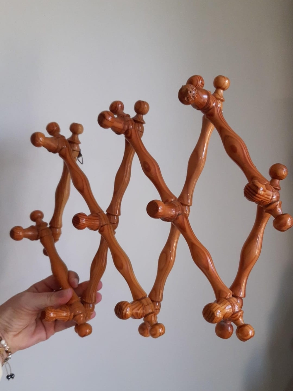 Wooden Accordion Wall Peg Rack - Honey Brown